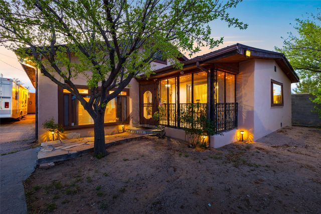 116 N Coronado Avenue, Espanola, NM 87532