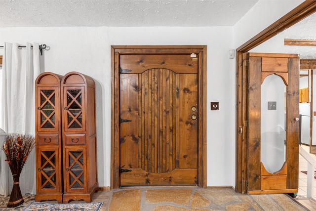 116 N Coronado Avenue, Espanola, NM 87532