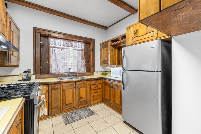 116 N Coronado Avenue, Espanola, NM 87532