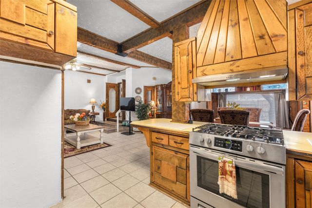 116 N Coronado Avenue, Espanola, NM 87532