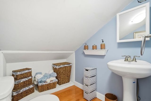 15 G, Boston, MA 02127