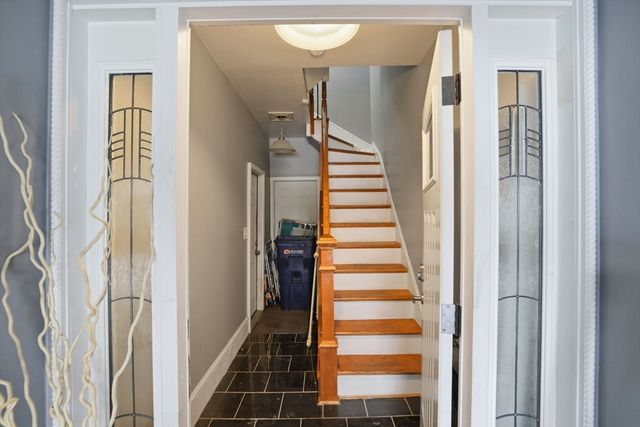 15 G, Boston, MA 02127