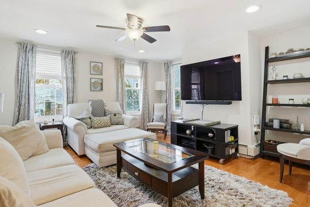 15 G, Boston, MA 02127