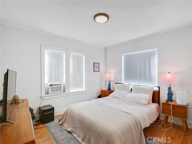 2258 Duane, Los Angeles, CA 90039