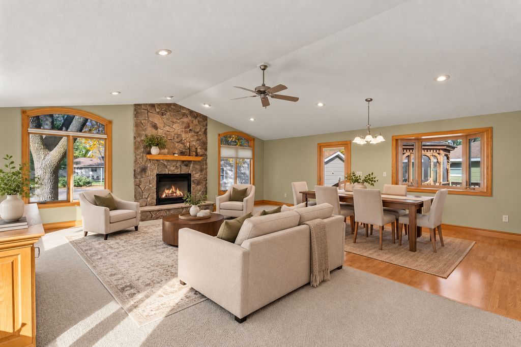 926 Atwood Street S, Shakopee, MN 55379 — photo 2