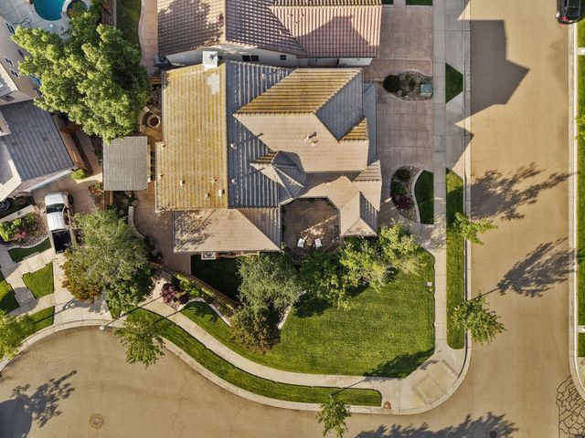 2227 Heavenly Way, Lodi, CA 95242