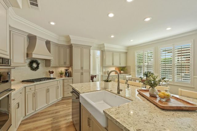 2227 Heavenly Way, Lodi, CA 95242