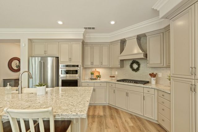 2227 Heavenly Way, Lodi, CA 95242