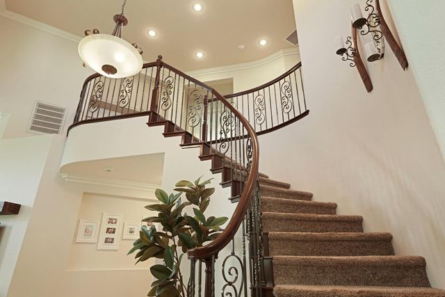 2227 Heavenly Way, Lodi, CA 95242
