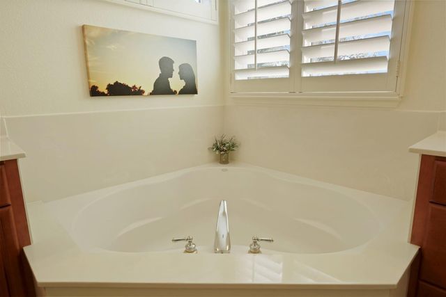 2227 Heavenly Way, Lodi, CA 95242