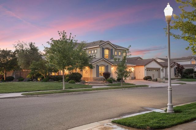 2227 Heavenly Way, Lodi, CA 95242