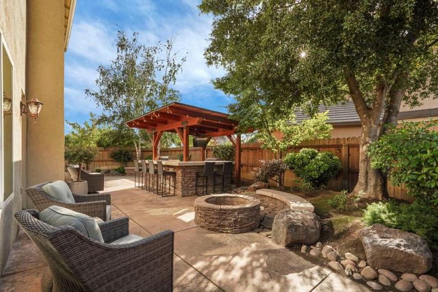 2227 Heavenly Way, Lodi, CA 95242