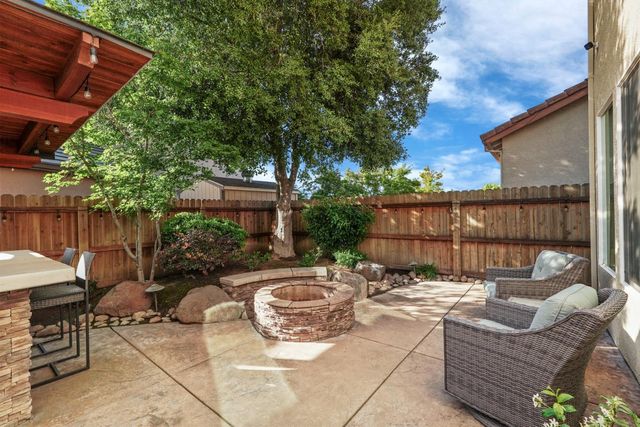 2227 Heavenly Way, Lodi, CA 95242