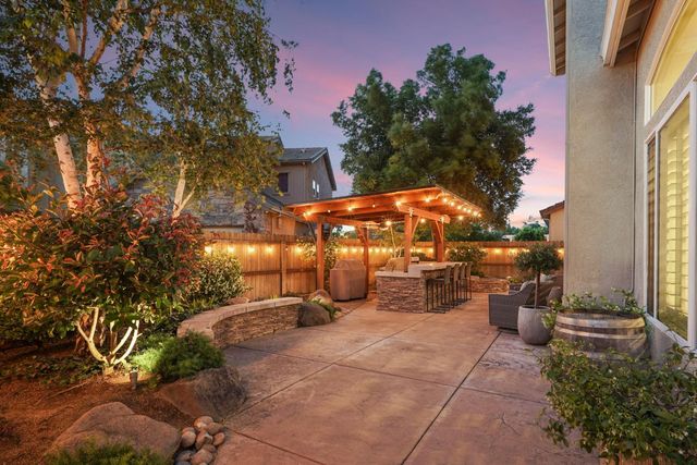 2227 Heavenly Way, Lodi, CA 95242