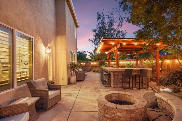 2227 Heavenly Way, Lodi, CA 95242