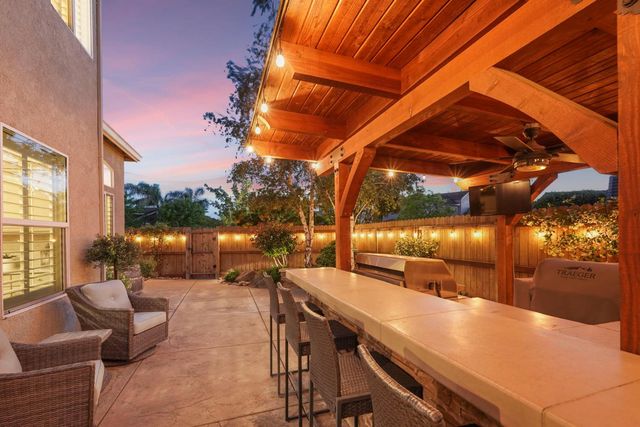 2227 Heavenly Way, Lodi, CA 95242