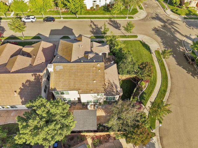 2227 Heavenly Way, Lodi, CA 95242