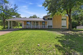 12302 Promenade Lane, St Louis, MO 63146