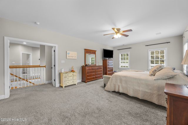 301 Red Fox Run Drive, Wallace, NC 28466
