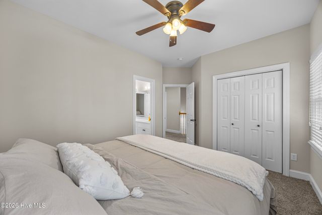 301 Red Fox Run Drive, Wallace, NC 28466