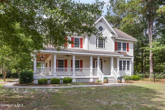 301 Red Fox Run Drive, Wallace, NC 28466