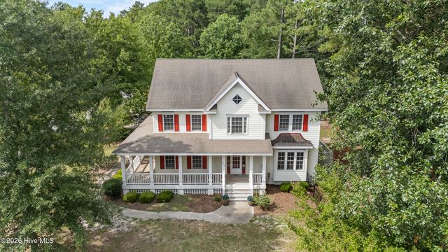 301 Red Fox Run Drive, Wallace, NC 28466