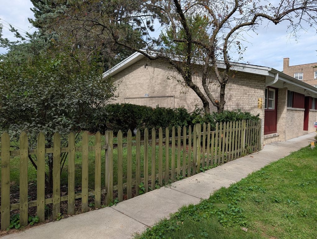 1958 W Morse Avenue A, Chicago, IL 60626 — photo 3