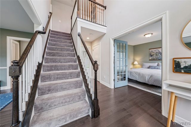 48 Worthington Lane, Lancaster, NY 14086