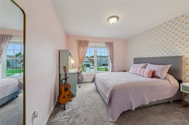 48 Worthington Lane, Lancaster, NY 14086