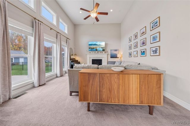 48 Worthington Lane, Lancaster, NY 14086