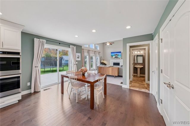 48 Worthington Lane, Lancaster, NY 14086