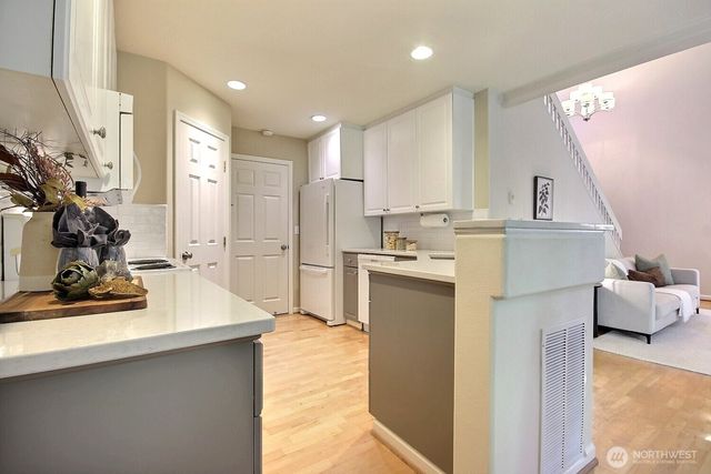 575 Elma Avenue NE, Renton, WA 98059