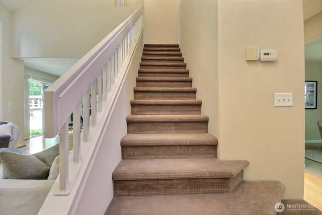 575 Elma Avenue NE, Renton, WA 98059