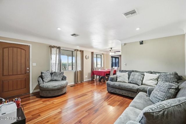 3445 E GRANADA Road, Phoenix, AZ 85008