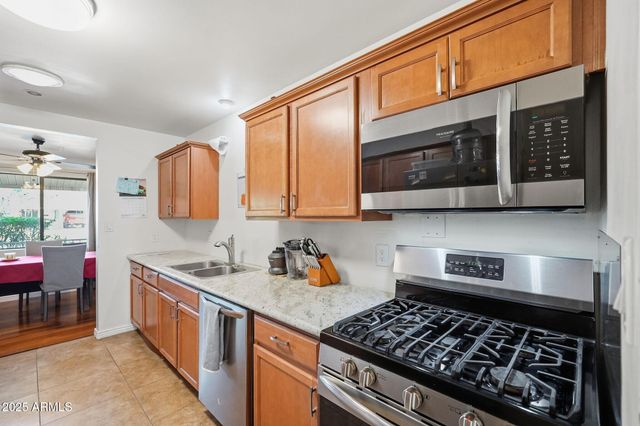 3445 E GRANADA Road, Phoenix, AZ 85008