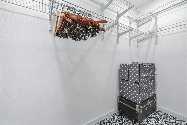 16070 Baker Canyon, Canyon Country, CA 91390