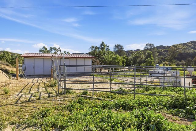 16070 Baker Canyon, Canyon Country, CA 91390