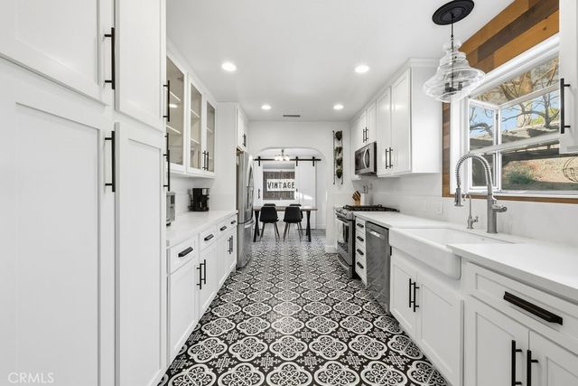 16070 Baker Canyon, Canyon Country, CA 91390