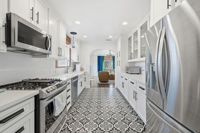 16070 Baker Canyon, Canyon Country, CA 91390