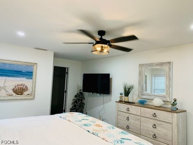 1111 SE 31st ST, Cape Coral, FL 33904