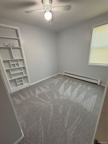 603 Heights Road, Orion Charter Township, MI 48362