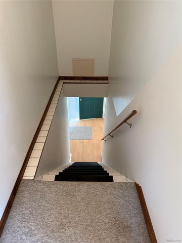 603 Heights Road, Orion Charter Township, MI 48362
