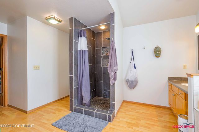 550 S Warmwood Way, Palmer, AK 99645