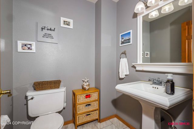 550 S Warmwood Way, Palmer, AK 99645