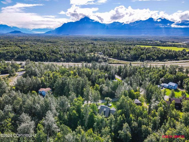 550 S Warmwood Way, Palmer, AK 99645