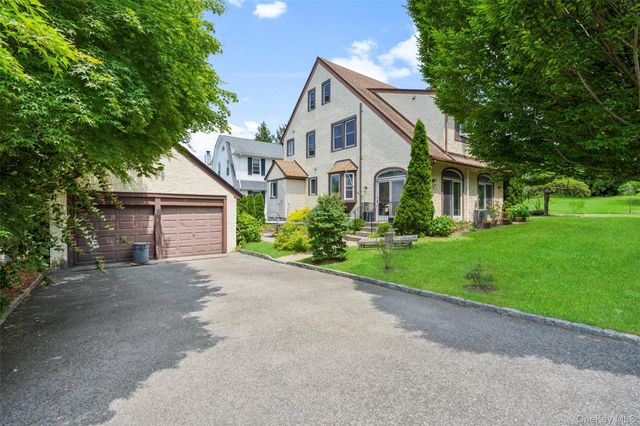 46 Kane Avenue, Larchmont, NY 10538