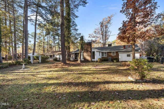 207 Belvedere Drive, Greenville, NC 27834