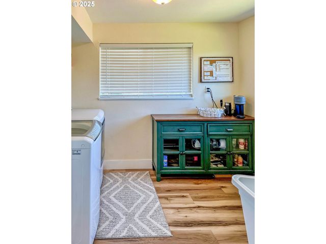 130 TERRACE Dr, Glide, OR 97443