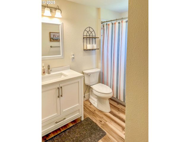 130 TERRACE Dr, Glide, OR 97443