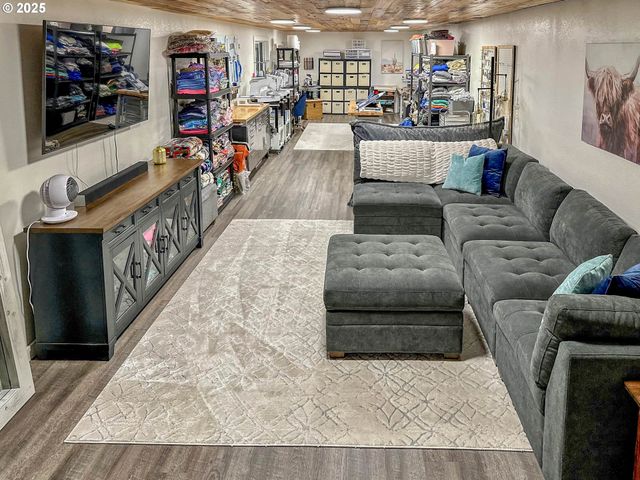 130 TERRACE Dr, Glide, OR 97443